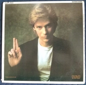 DARYL HALL Sacred Songs VG RCA Victor USA AYL1-4554 Robert Fripp Bob Ludwig cut - Picture 1 of 8