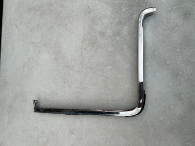 1968-1969 Lincoln Continental Trim Between Front Bumper & Fender - OEM - RH - Image 1 of 4