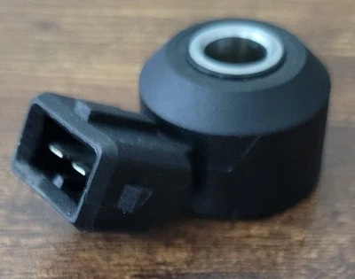 NAPA Echlin Ignition Knock Detonation Sensor DKS654 - Image 1 of 4