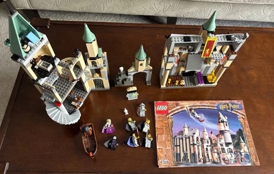 Vintage LEGO Set 4709 Harry Potter Hogwarts Castle - Image 1 of 4