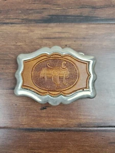 Hebilla de cinturón de silla de montar de caballo de metal y cuero de colección hecha en EE. UU. - Imagen 1 de 3