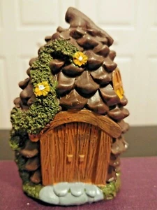 Fairy Garden Forest Miniature Figurine Garden PINE CONE House Gnome Dollhouse  - Picture 1 of 6