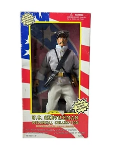 Soldiers of the World - U.S Serviceman Memorial Collections 12" Figure 1997 - Picture 1 of 2