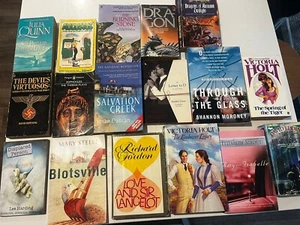 Bulk Lot Bundle Of Mixed Novels / Books - Mixed Authors - 17 In Total (Bundle2) - Picture 1 of 11