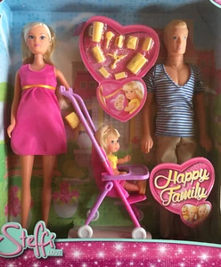 Steffi Love Happy Family Schwanger Baby Puppe Kevin Evi Kinderwagen Simba - Bild 1 von 1