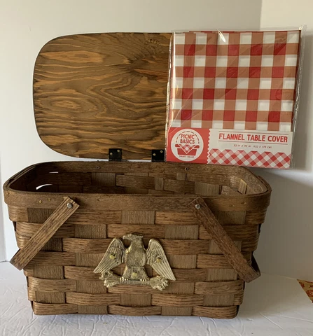 Vintage AMERICANA Metal Eagle WOVEN WOOD PICNIC BASKET  *FREE New Table Cover Cover