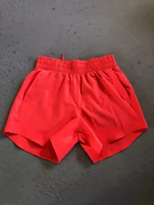 Under Armour Shorts Women's Small New Flex Woven 1376933 MSRP $40 - Picture 1 of 4