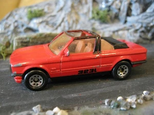 Matchbox BMW 323i Cabriolet in red 1987 - Picture 1 of 5