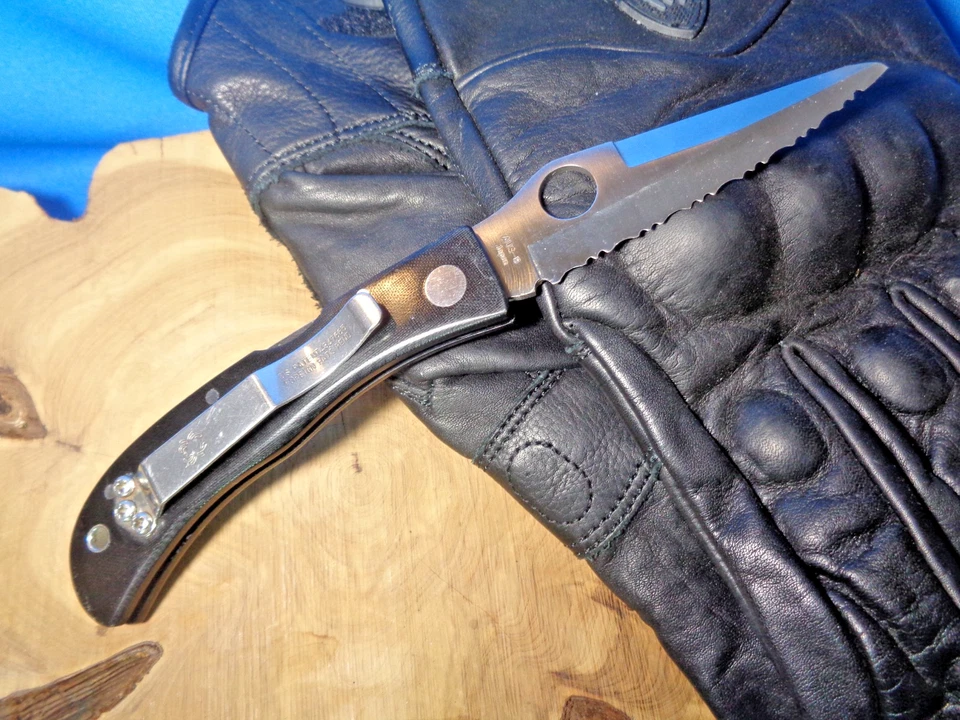 Rare Early Edition Vintage Spyderco (1990s) Jess Horn C345 - Image 1 of 4