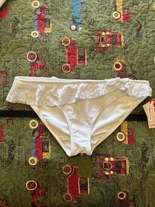 NWT Bongo Women White With Ruffle Swimsuit Bottoms Size Large - Picture 1 of 4