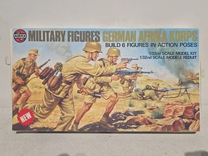 Airfix 1/32 German Africa Korps Multipose figure kit set WWII Military - Picture 1 of 3