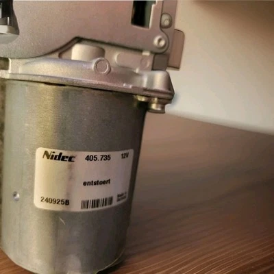 Nidec Motor Brushed Geared DC  Geared  Motor 12V - Image 1 of 4