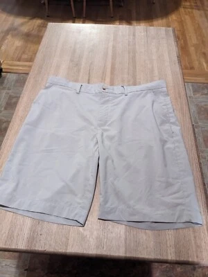 Pantalones Cortos de Golf Greg Norman Para Hombres 38 Caqui Beige Patrón Piqué Tiburón Chino Ligeros Foto 1 de 4