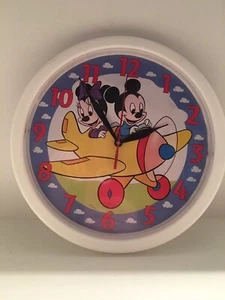 Vintage Mickey & Minnie Mouse Wall Clock pre-owned. tested/works - Picture 1 of 6