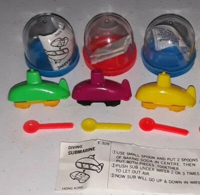 3 VINTAGE 60's BAKING SODA POWERED SUBMARINE PREMIUM MIP HONG KONG VENDING CHARM - Image 1 of 4