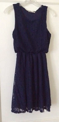 Девочек темно-кружевной с подкладкой платье без рукавов на Ya, Лос-Анджелес размер маленький - Изображение 1 из 4