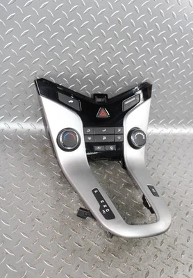 12-16 CRUZE Manual Single Zone Heat AC Climate Control OEM Shifter Bezel Trim OE Foto 1 de 4