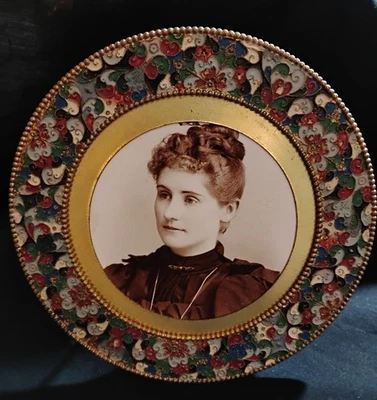 古董圆形相框 Cloisonne 搪瓷 E.G.Web Spider Web Mark 1873 - 1928 — 第 1/4 张图片