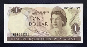 1975-77 NEW ZEALAND - 1 DOLLAR - P# 163c - XF - MB8 - Picture 1 of 2