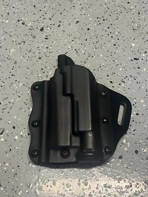 Safariland 557-4502 Open-Top Concealment Holster Sig M17 P320 w/ Light LH - NEW - Image 1 of 4