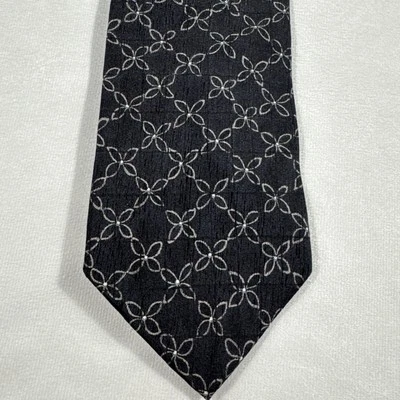 HUGO BOSS Men's 100% Silk Necktie Classic ITALY 61 x 3.5 FLORAL Black/Multi EUC - Image 1 of 4