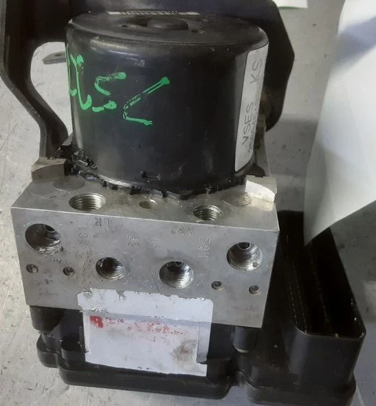 2009 Equinox Vue Torrent ABS Anti-Lock Brake Pump Assembly OEM Chevrolet Saturn Foto 1 de 4