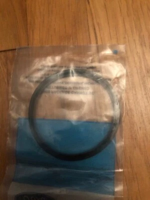 NOS 1988 1989 Ford Bronco II Ranger Reverse & High Clutch Seal A4LD - Image 1 of 2