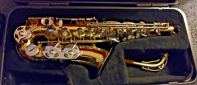 SELMER BUNDY II ALTO SAXOPHONE G3D — 第 1/4 张图片