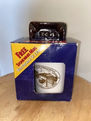 Taza de café y cenicero vintage DORAL Village of Tobaccoville para sorbos y humo en caja Foto 1 de 3