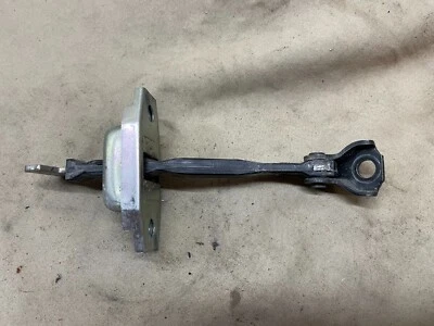 JUEGO PUERTA TAPÓN PUERTA 68620-42020 PARA TOYOTA RAV4 2006-2014 Foto 1 de 4