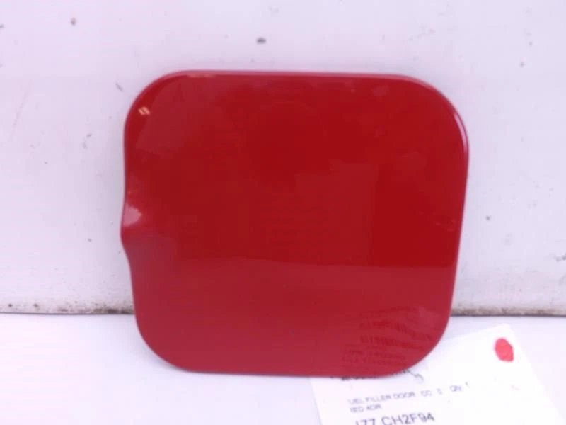 94 DODGE SHADOW FUEL FILLER DOOR 132201 - Image 1 of 2