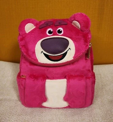 Mini Mochila Loungefly Pixar Toy Story Lotso Oso Peluche Rosa Juegos con disfraces NUEVA Foto 1 de 4