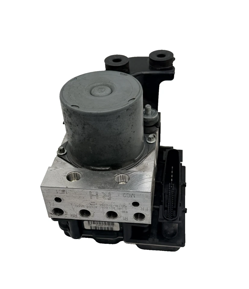 Модуль управления насосом 2011-2013 Infiniti G37 Abs VQYRD B221-01 - Изображение 1 из 4