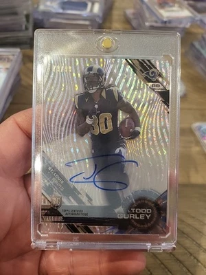 Todd Gurley Rookie On Card Auto/99 Gold Wave Foto 1 de 2