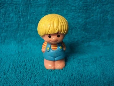 Mini figura de acción vintage Tree Tots Chip Boy 1,5" Toy Kenner 1975 Foto 1 de 4