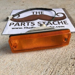 84-87 Civic/CRX & 86-87 Integra TYC Front Bumper Turn Signal Light Left Side - Picture 1 of 6