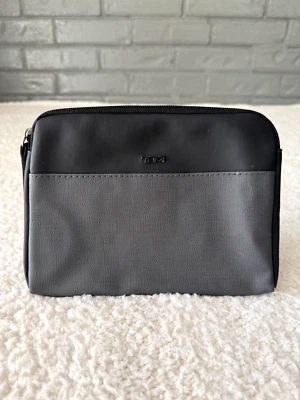 Tumi para Delta Pequeña Bolsa con Cremallera Lados Suaves Estuche de Viaje Bolsa de Trabajo 8x6 Foto 1 de 3