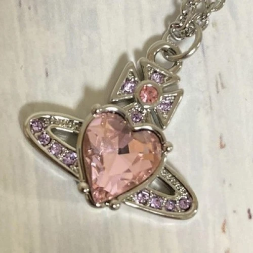 Vivienne Westwood Ariella Rosa Corazón Cristal Collar Cadena Plata Orbe Con Bolsa Foto 1 de 4