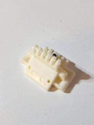 Vintage RC Team Losi XX XXT Front Bulkhead White LOSA 1101  - Image 1 of 4