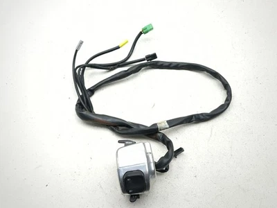 08-17 Interruptor Faro Control Izquierdo Yamaha Raider XV1900 CU Foto 1 de 4