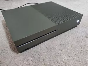 SIN UNIDAD DE DISCO Xbox One S Battlefield 1: Verde Militar Edición Especial 1TB - Imagen 1 de 10