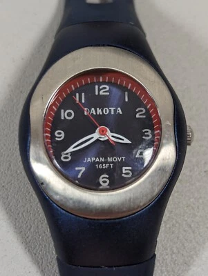 Reloj Dakota esfera azul caja redonda correa silicona azul Foto 1 de 4