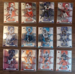 2022 Panini Mosaic Football - Base Cards Inc. Rookies.  - Bild 1 von 8