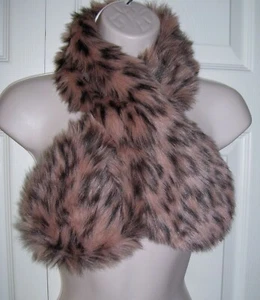 Kunstfell Elegant Winter Leopard Halswärmer Schal Rosa Futter Neu mit Etikett - Bild 1 von 13