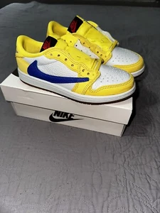 Jordan Travis Scott Canary Little Kids Size 1.5Y - Picture 1 of 5