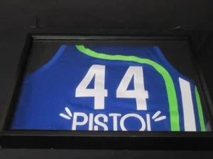 FRAMED PISTOL 44 PETE MARAVICH BASKETBALL JERSEY REEBOK - Picture 1 of 1