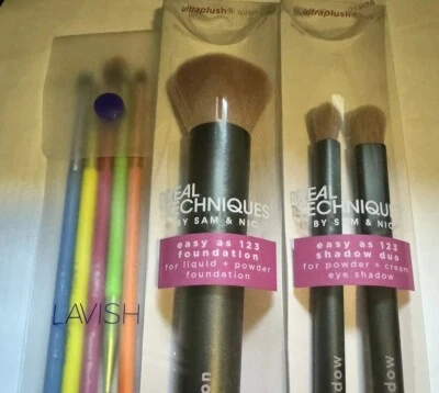 Juego de brochas/base de ojos Real Techniques y brochas lujosas Foto 1 de 4