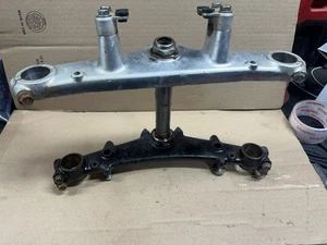 85 1985 HONDA ATC250SX ATC 250SX UPPER LOWER TRIPLE TREE bar clamps - Picture 1 of 4
