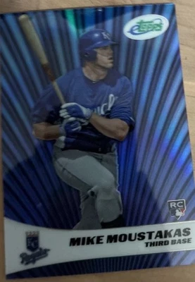 2011 eTopps - Mike Moustakas #30 /999 - Image 1 of 3
