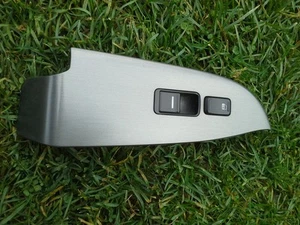 2005-2010 HONDA ODYSSEY PASSENGER SIDE R POWER WINDOW SWITCH OEM - Picture 1 of 5